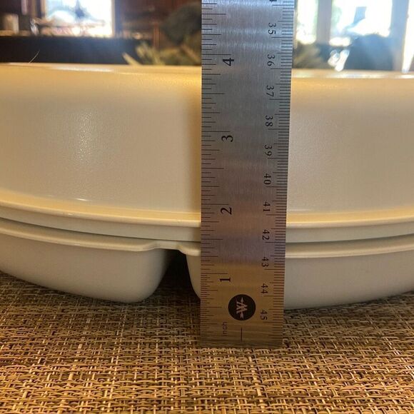 Vintage Tupperware Divided Veggie Relish Chip Dip Serving Tray with Lid 1666-4 - Picture 12 of 12